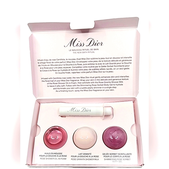 Dior Other - NWOT Dior Travel Size Bath bombs Set 🎁